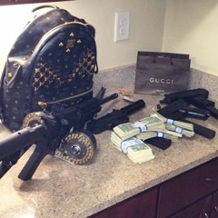 Money Bag x D.GUAP x 32 DOLO