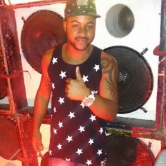 MC JUNINHO DA 10 = ELA PULA O MURO PRA PRA CHUPA MEU PAU NO ESCURO= DJ KARECA DA ZONA OESTE=140BPM