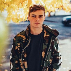 Martin Garrix & Florian Picasso - ID(Memories)(HQ)