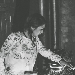 Deysa - Girls Go Underground [at] 06AM Ibiza Underground Radio 011