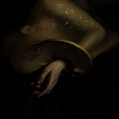 Premiere: Fiordmoss - Motherland (Ziúr Remix)