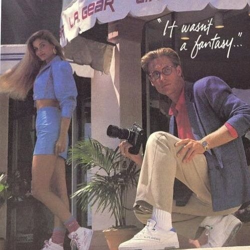 Hypercafé & Manatang - Somebody Nobody