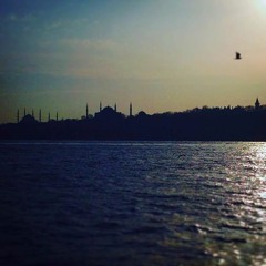 "Les artistes turcs à l'heure du référendum" 16.04.17 - Radio Nova - Néo Géo