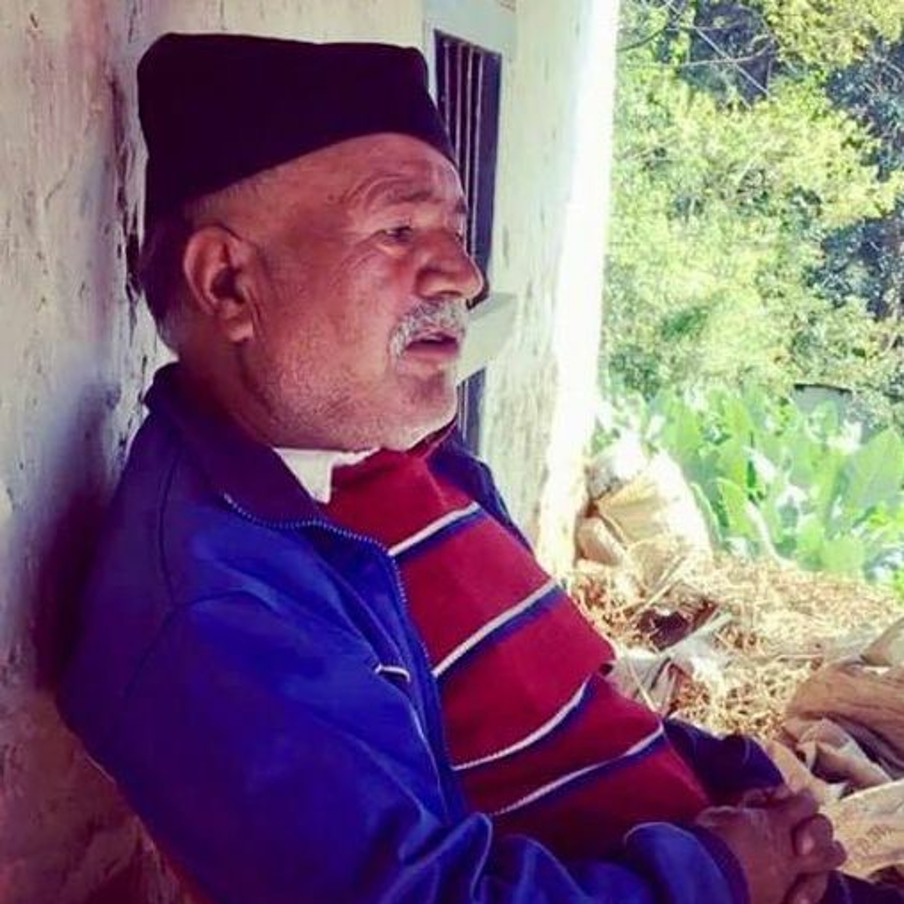 पिँडीमा बसेर’लोकगायक बुद्धिकृष्ण लामिछाने हाम्रै बाटो हेर्दैछन्