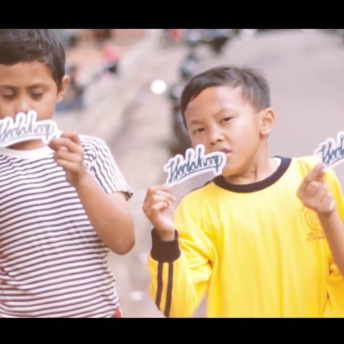 Hoolahoop - Menangkan (Official Music Video)