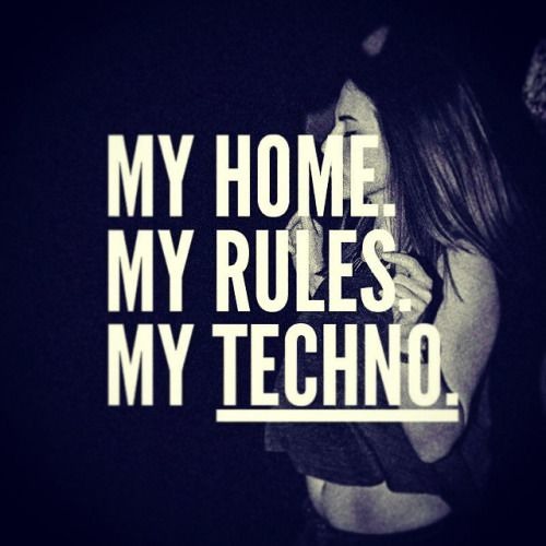 free your mind > listen to techno
