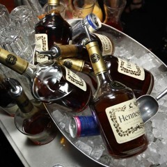 Henny On Ice (Prod. & Mixed By CasMajor)