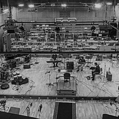 Усети! / Feel It