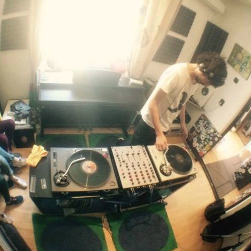 Smoothy Grooves with Clovis - April 2017 Edition