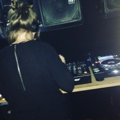 Molly Mouse Techno Mix