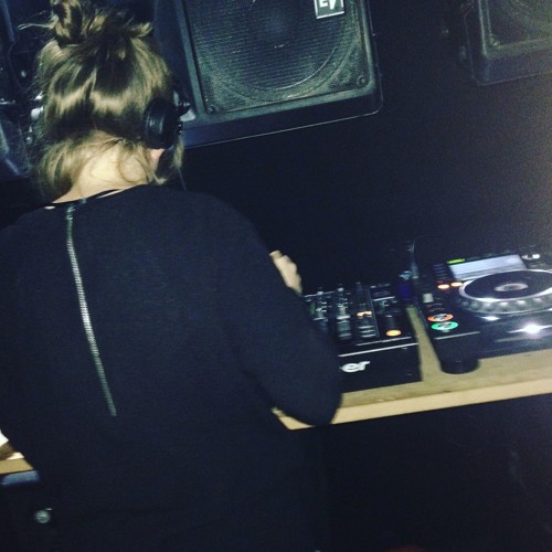 Molly Mouse Techno Mix
