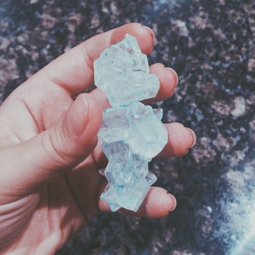 Mit viel Techno, Bass und Crystal