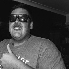 Im Shy Around Youuu !