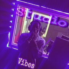 Studio Vibes
