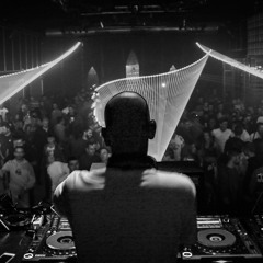 Edit - Una Tarde De Domingo