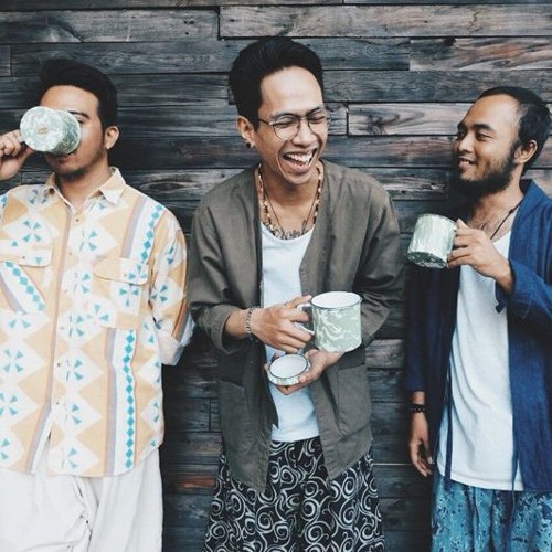 Hitam Putih (Live at 4.20 Night 2016)