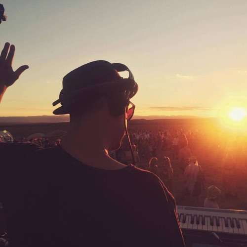 Stereo Express @ AfrikaBurn 2017, Hauptbahnhof (2017)