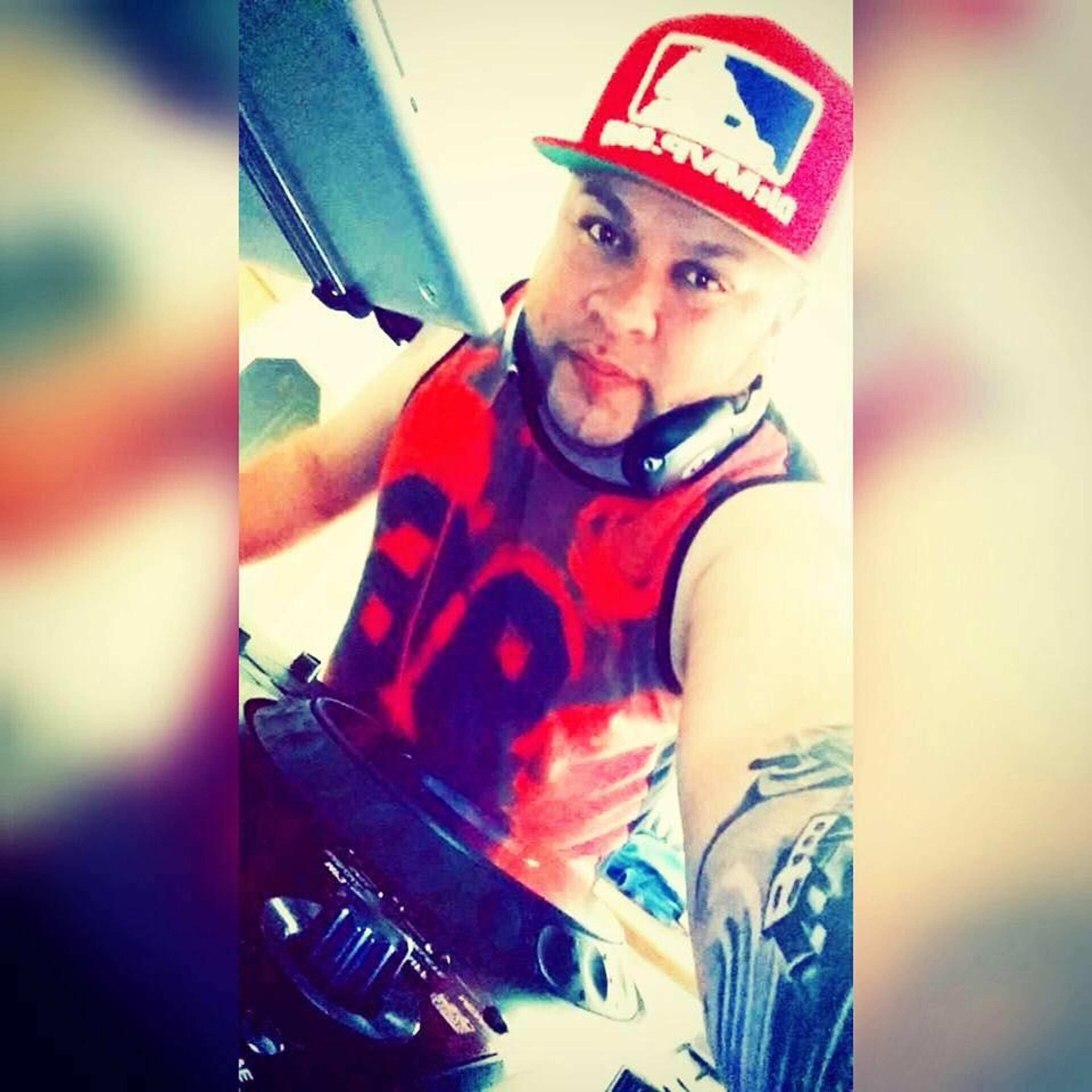DJ FLOW EL TRAVIESO NYC.