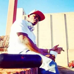 TShawt - The Struggle ft Skywalker DaVinci