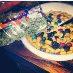 Who is jonnyflmg  (prod by.catsippycup)