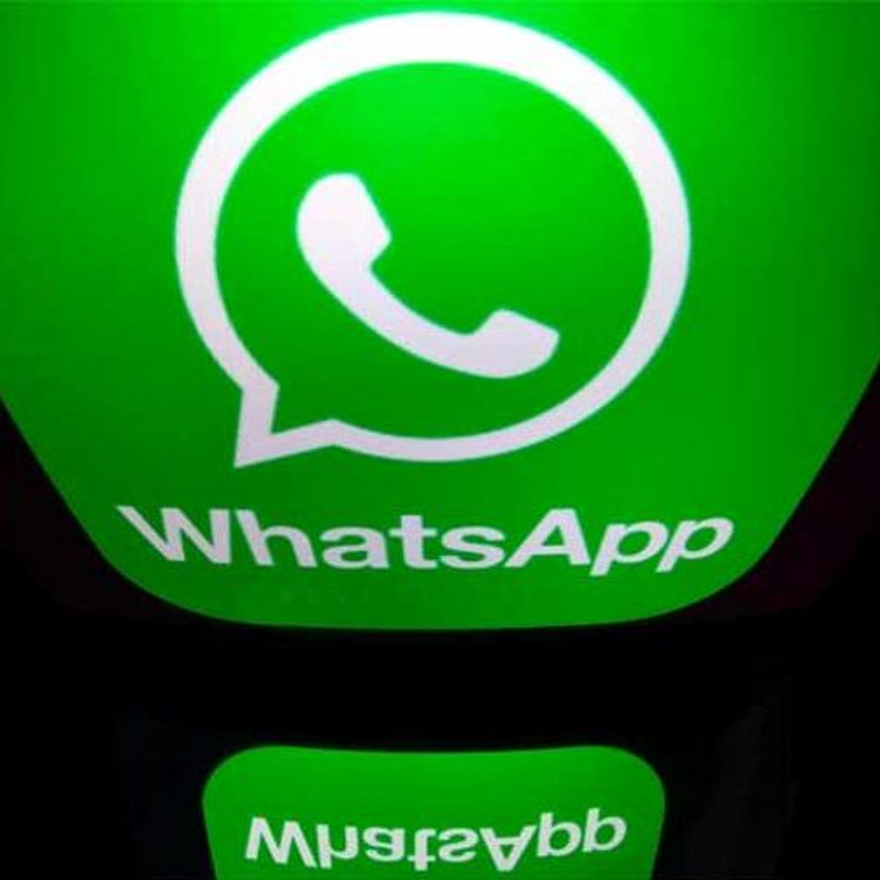 WhatsApp falla se genera el caos