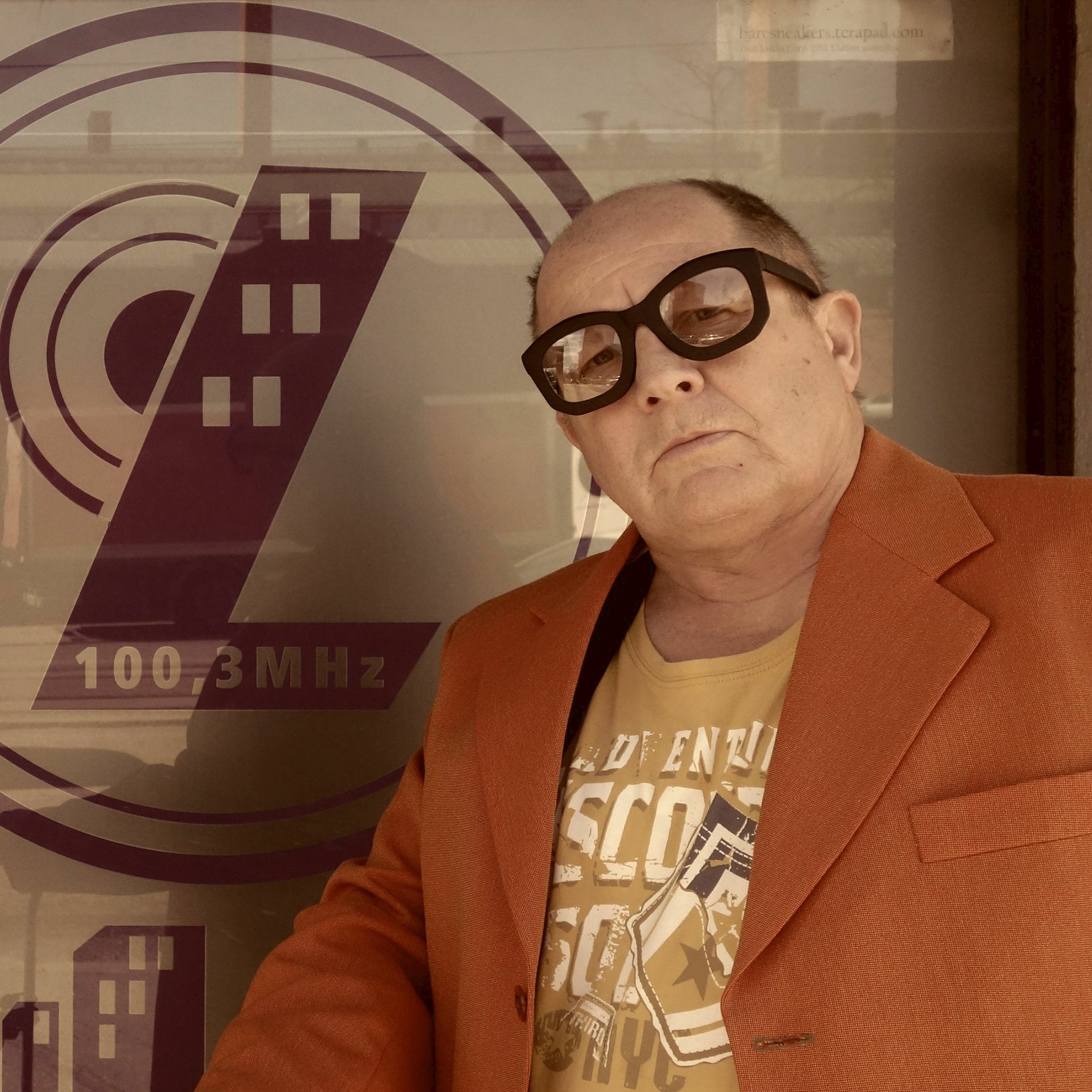 OTTELUNKO VAIKO ERÄNKÖ: Jätenauhaa ja suoraa puhetta 5.5.2017 - Helsingin  Lähiradio 100,3 MHz. episode artwork