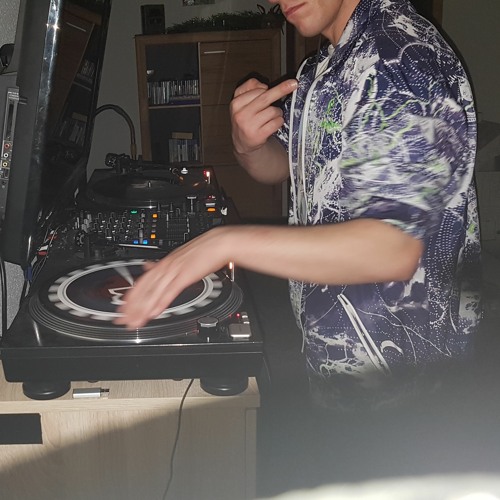 Oh, sorry i had the turntable at the wrong speed