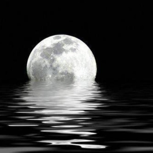 Aventuras En El Mar De La Luna (Andrés Cv feat. Saga)