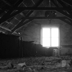 Haunting Mysterious Music - "The Dusty Attic"