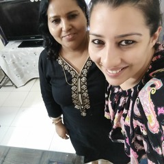 Vibha Roy With Rj Divya