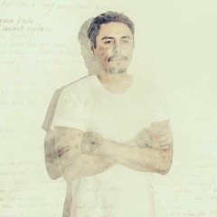 Low Roar - Vampire On My Fridge (Live on KEXP)