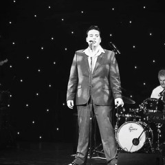 Hound Dog (Live Track)