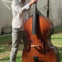 Caye w.D Mo Bass Chorus - 5:18:17, 8.17 AM