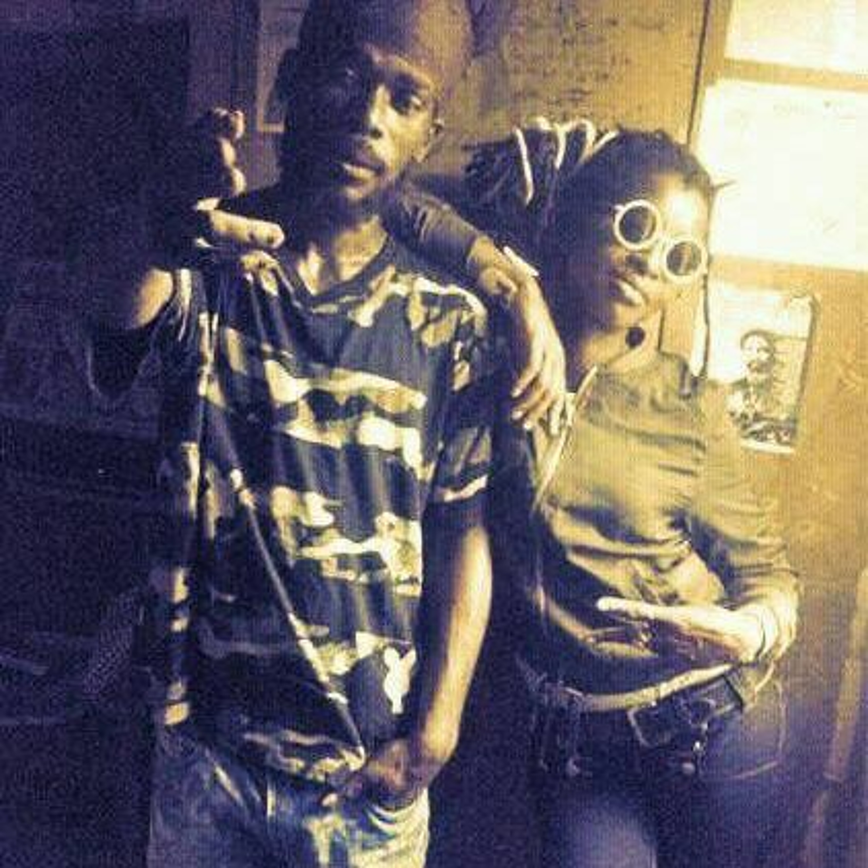 Universal Roots place