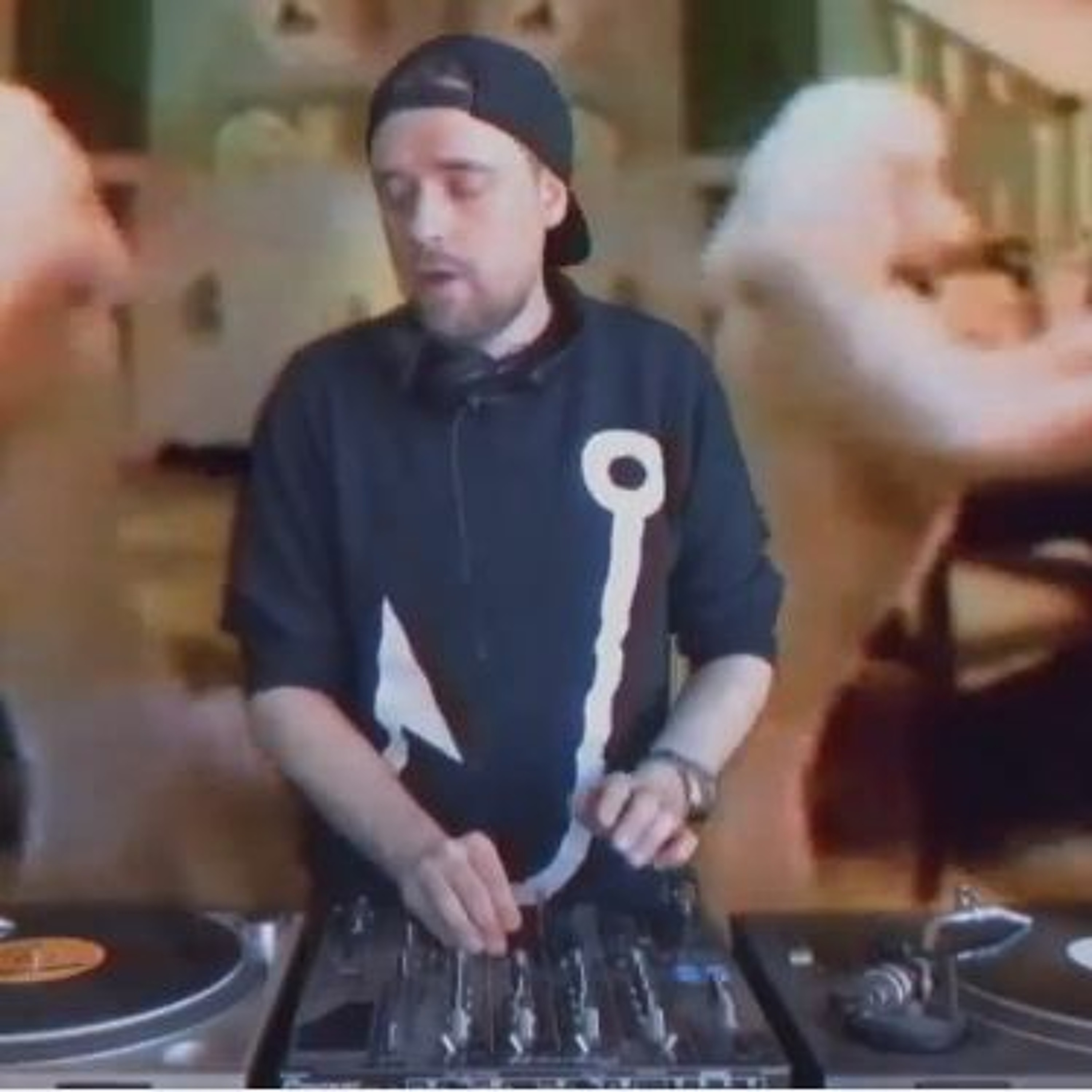 Special Vinyl Set at Contre Culture - Facebook Live Video Stream -