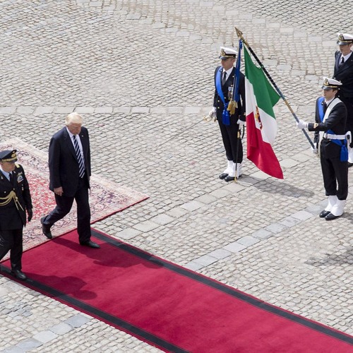 Everyone Looks Presidential on Air Force One