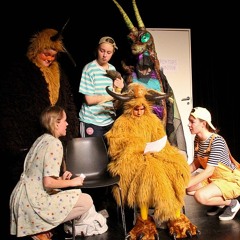 Monster (en Farlig Teaser)