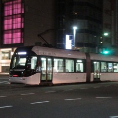 「ク」゛ランドプラザ前