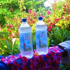 Jacuzzi Ft. Twinn pop (prod. Dez Wright)