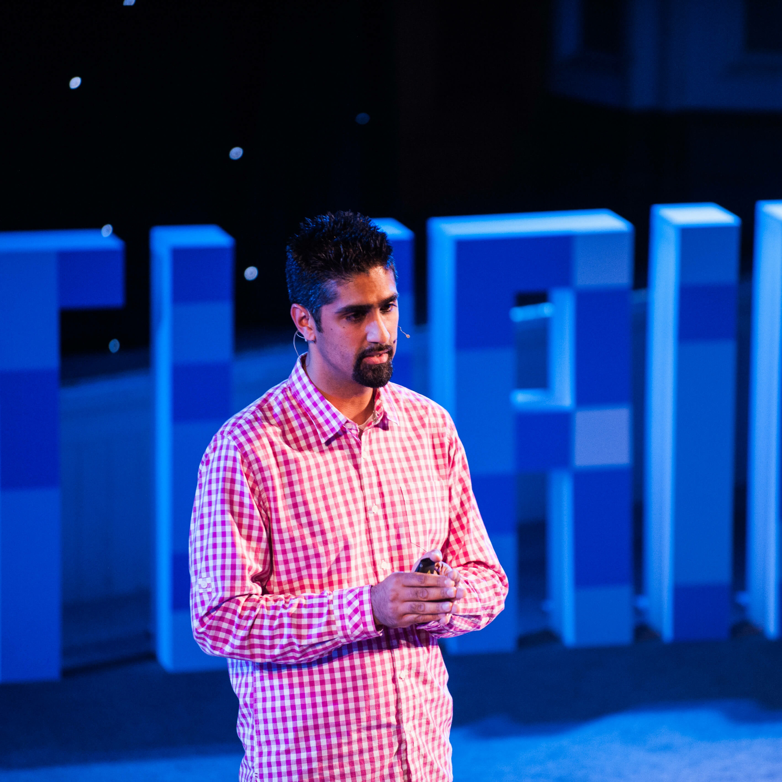 Start / Scale / Disrupt: How startups investigate and scale their online advertising episode artwork