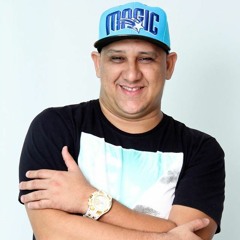 Mc Chapa Quente - Os Lobos Estão Soltos (By BAMBAM DJ)
