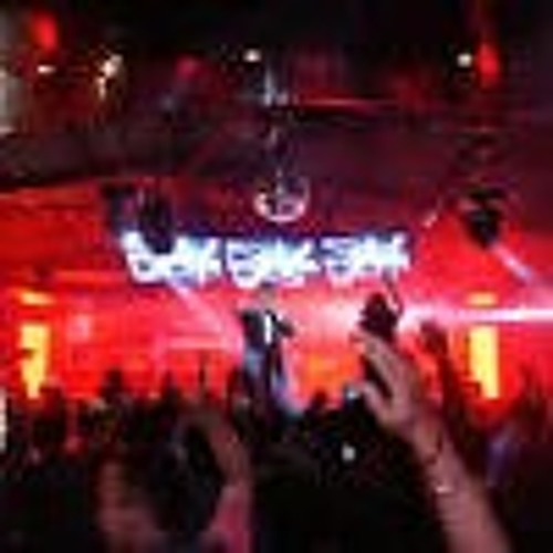 Stream RobotRock Bottles Poppin (Official Music Video).mp3 by DanyH Listen online for free