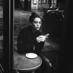 Chloé - Your Heart Is As Black As Night