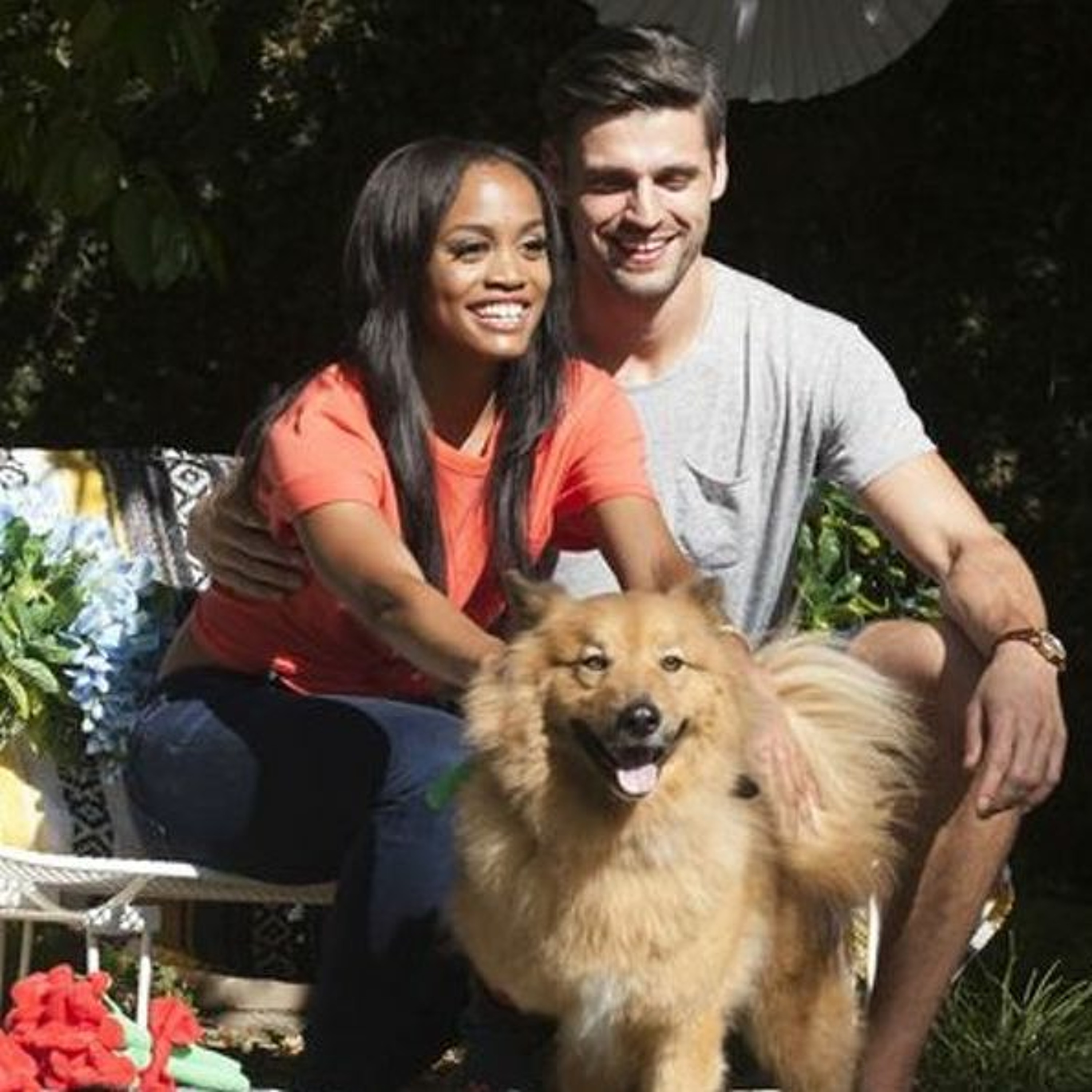 Bachelorette 13 / Episode 1 - Limos and Liars? thumbnail