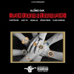 Um Por Todos e Todos Por Um