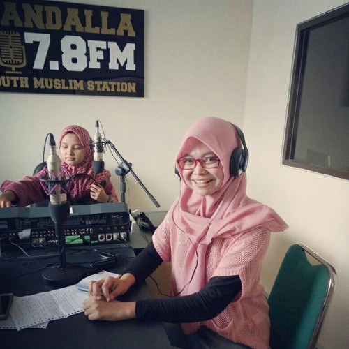 Siaran Radio "BK Islam di Rumah sakit" oleh Suhartinah (BKI 6 D)