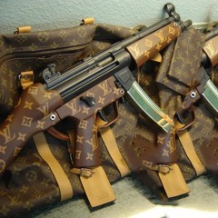 Qi Pe$o - Me Ft. Trance (prod. Yung Spiral)