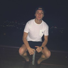 - C Θ N G R Ä T U L A T I O N  -