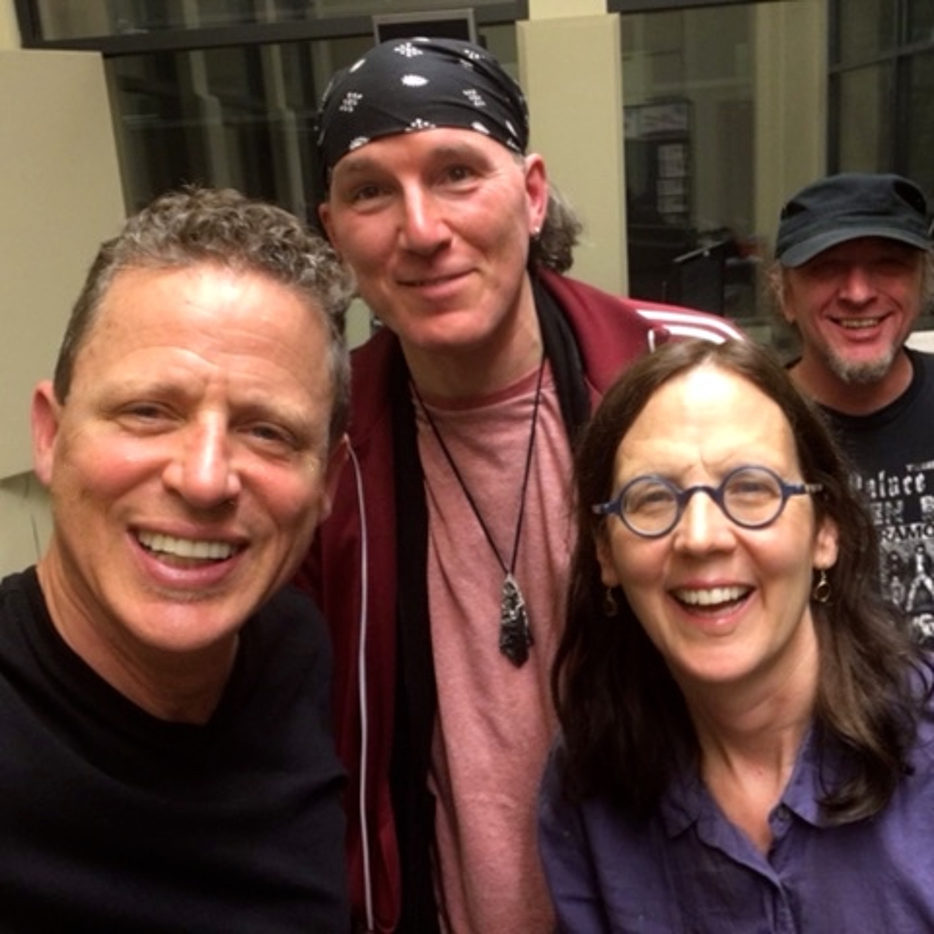 Brian Muni\'s Live Song Radio