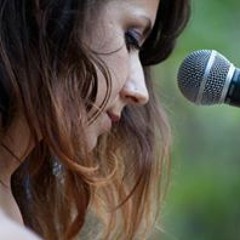 Nessi Gomes - LongWayHome (theGal Remix)